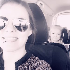 Meet your Posher, Krystal